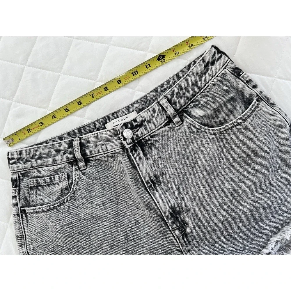 Pacsun High Rise Festival Acid Wash Denim Shorts Size 30‎ Distressed Coachella